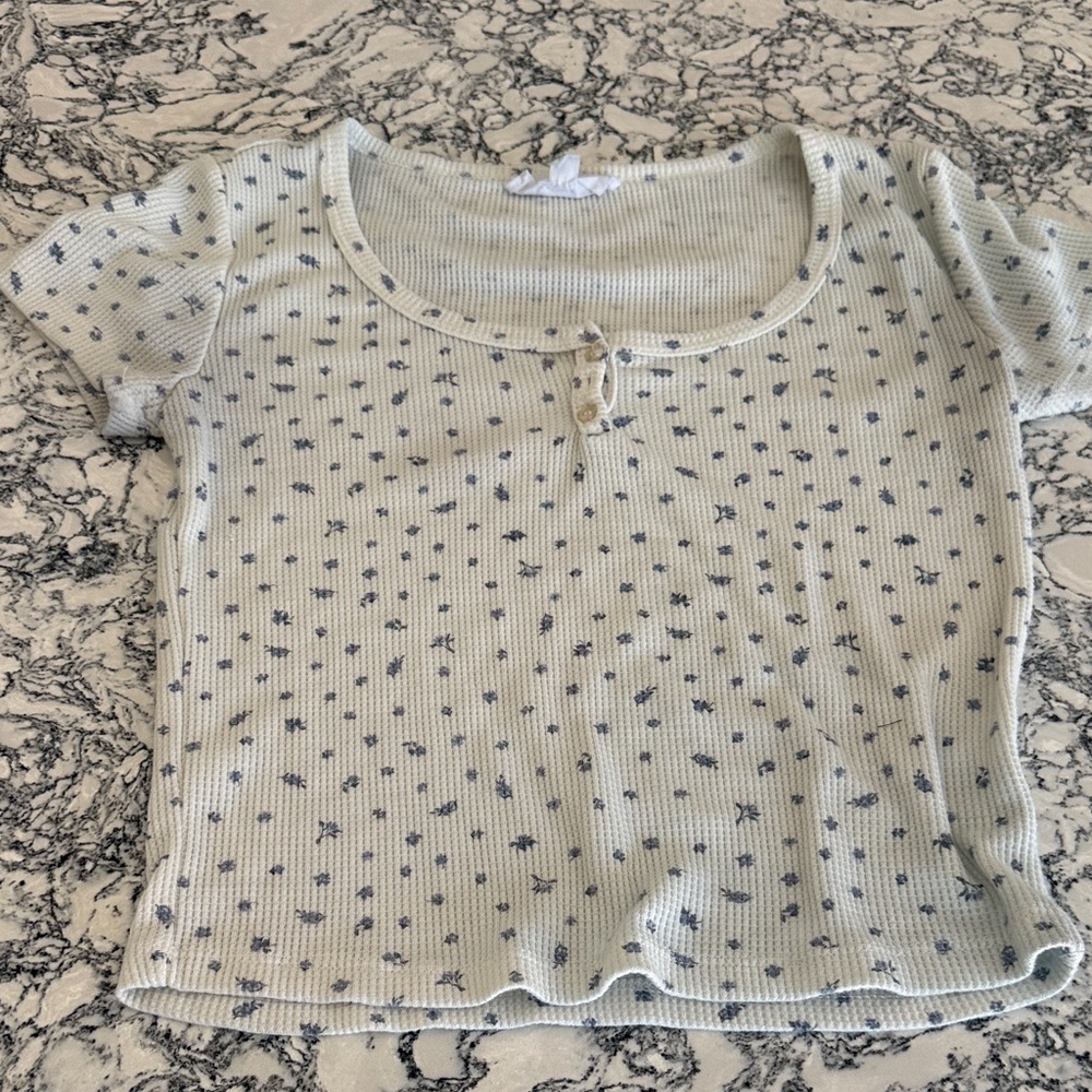 Girls' Light Sage Short Sleeve Ribbed Tee with Navy Dot Floral Print